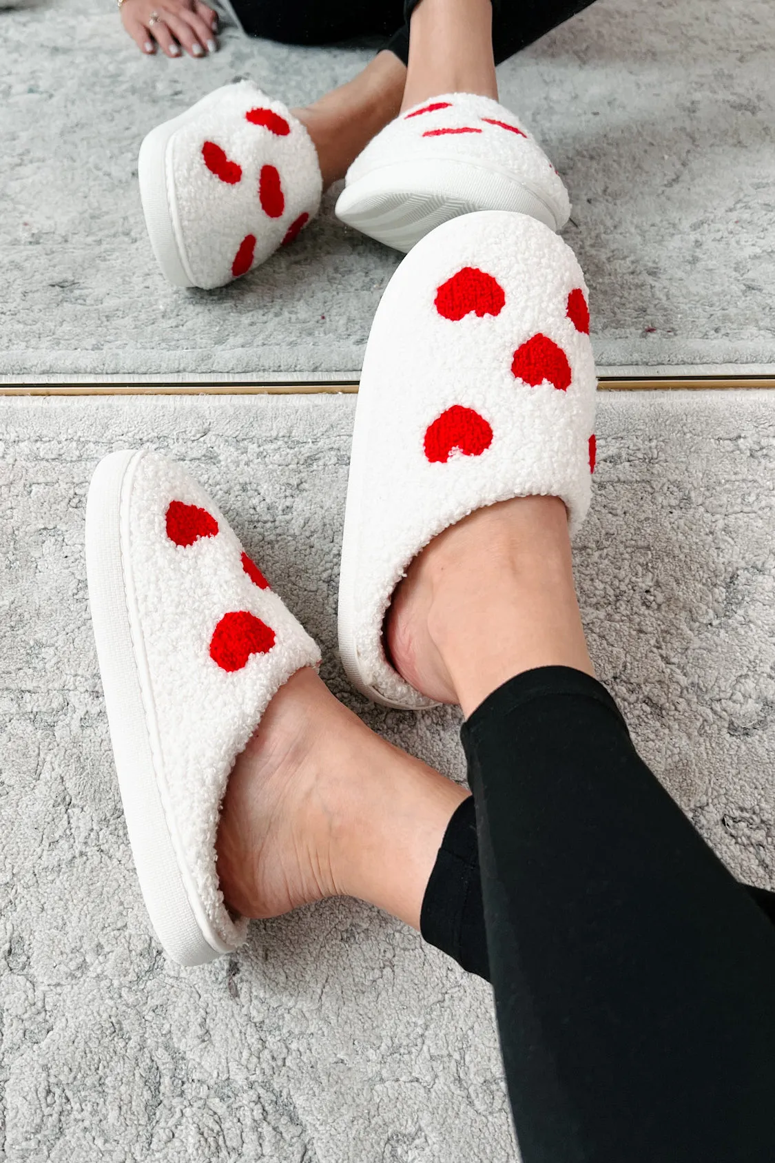 Dream Kind Of Love Fuzzy Heart Slippers (Ivory)